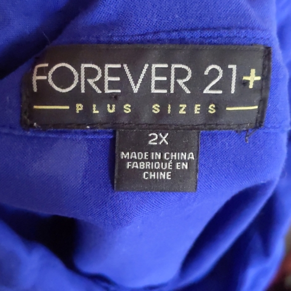 Ladies sleeveless, shoulder chain fringe top - Picture 5 of 7